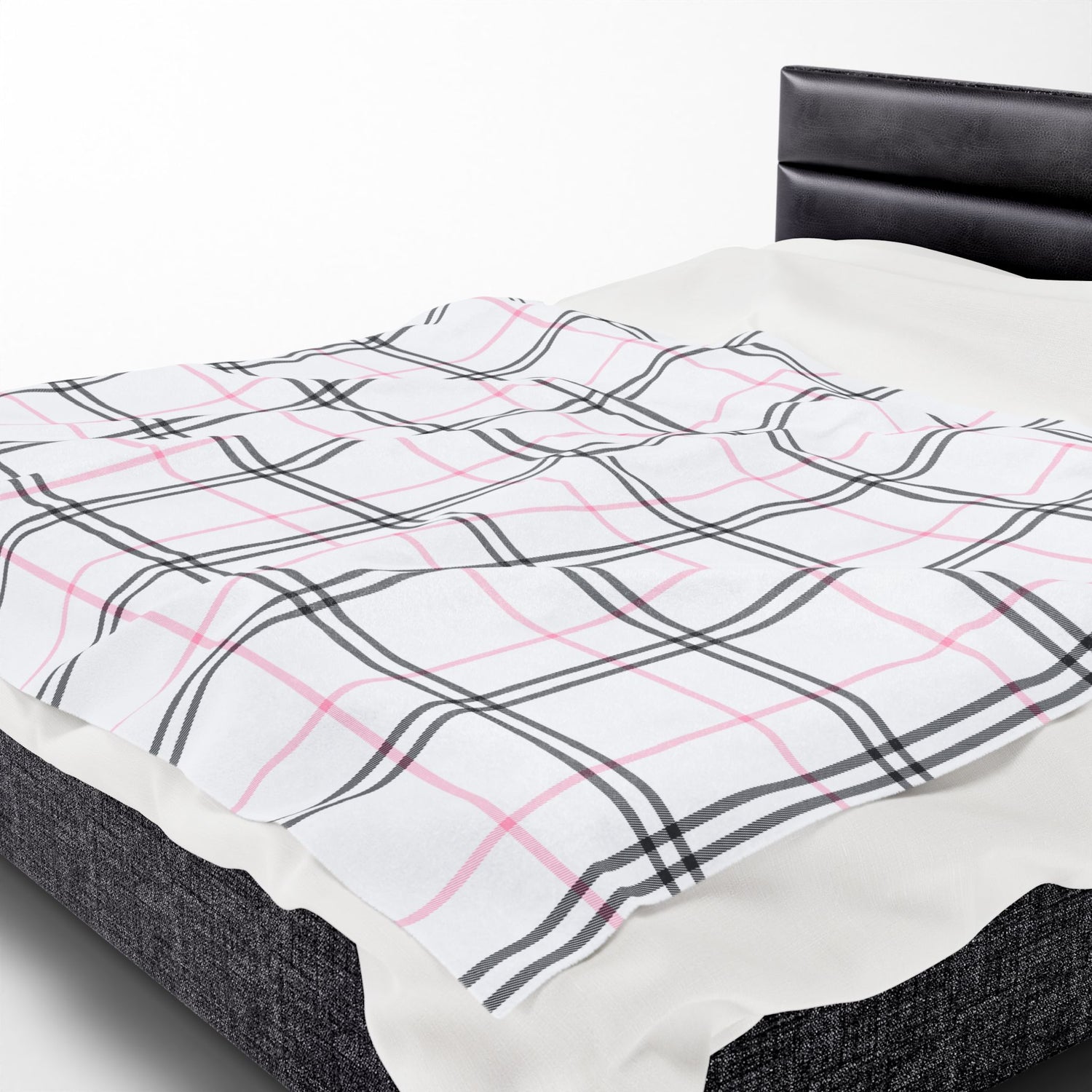 Cozy Plaid Velveteen Plush Blanket, Soft Throw for Home Decor, Perfect for Gifts, Relaxing, Holiday Comfort, Snuggling, Winter Warmth