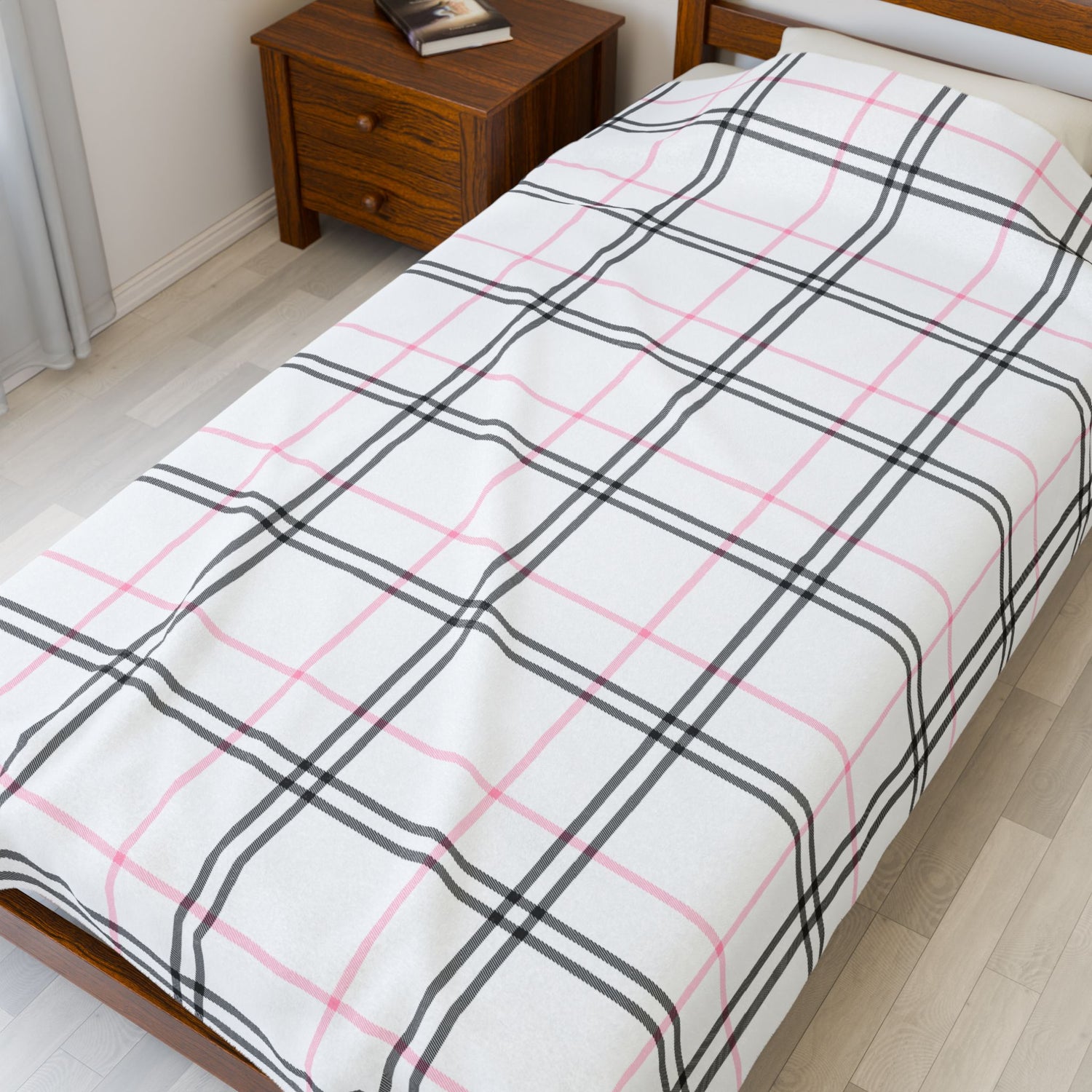 Cozy Plaid Velveteen Plush Blanket, Soft Throw for Home Decor, Perfect for Gifts, Relaxing, Holiday Comfort, Snuggling, Winter Warmth