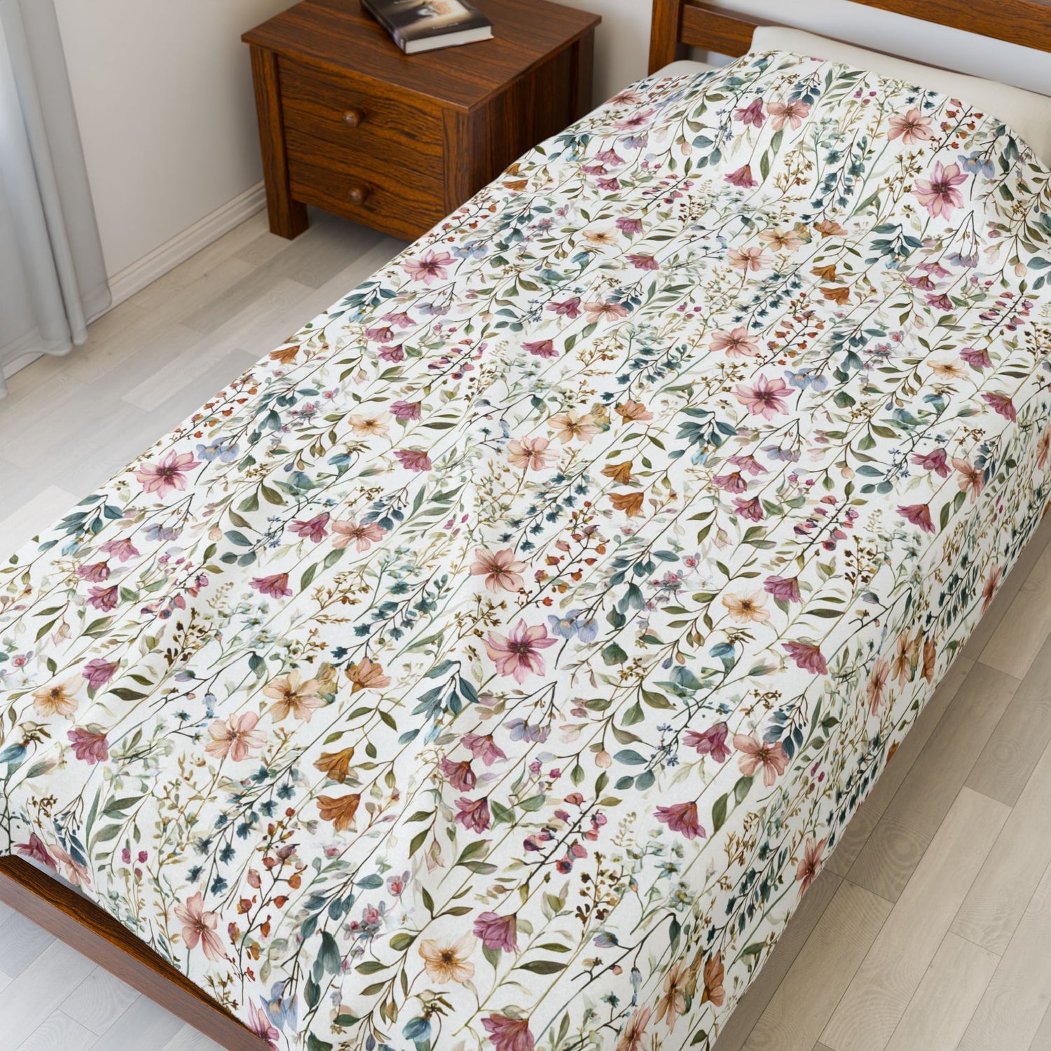 Floral Velveteen Plush Blanket